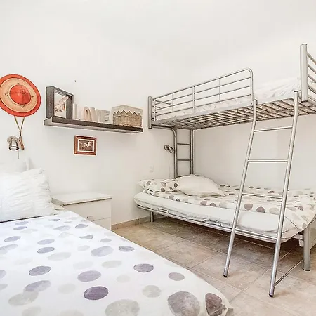 Nice Home In Theoule Sur Mer بيت للعطل *
