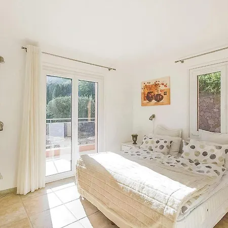 Nice Home In Theoule Sur Mer بيت للعطل