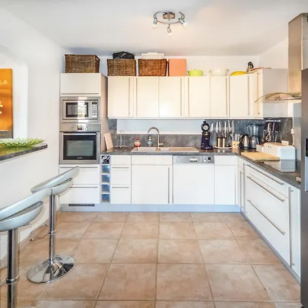 Nice Home In Theoule Sur Mer بيت للعطل *