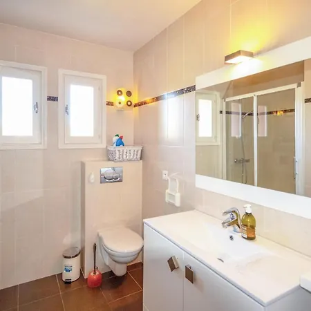 Nice Home In Theoule Sur Mer